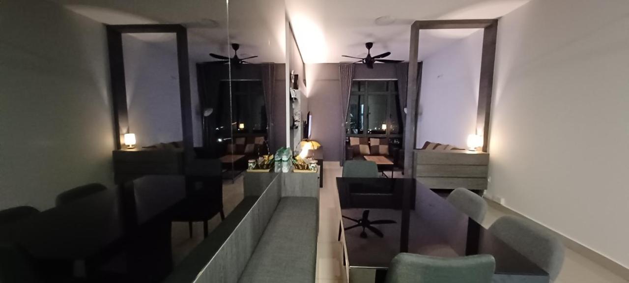 ジョホールバルModern Lifestyle Arc Austin Hillsアパートメント エクステリア 写真